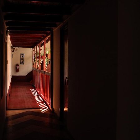 Eureka Lodge Ollantaytambo Exteriör bild