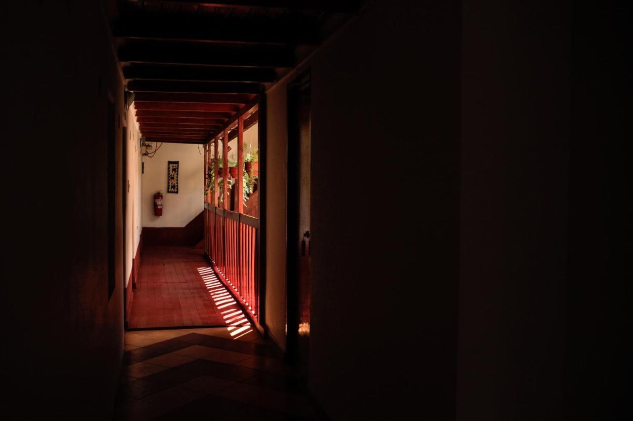 Eureka Lodge Ollantaytambo Exteriör bild