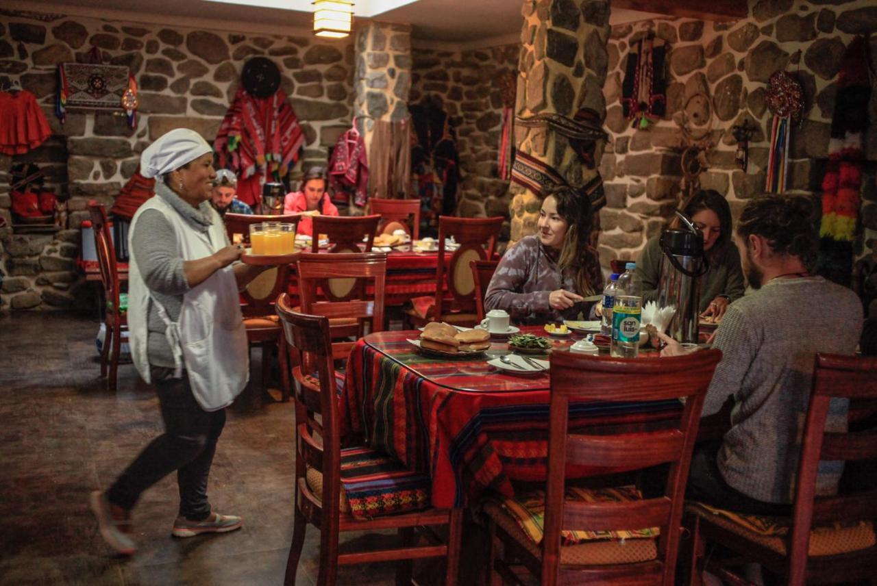 Eureka Lodge Ollantaytambo Exteriör bild
